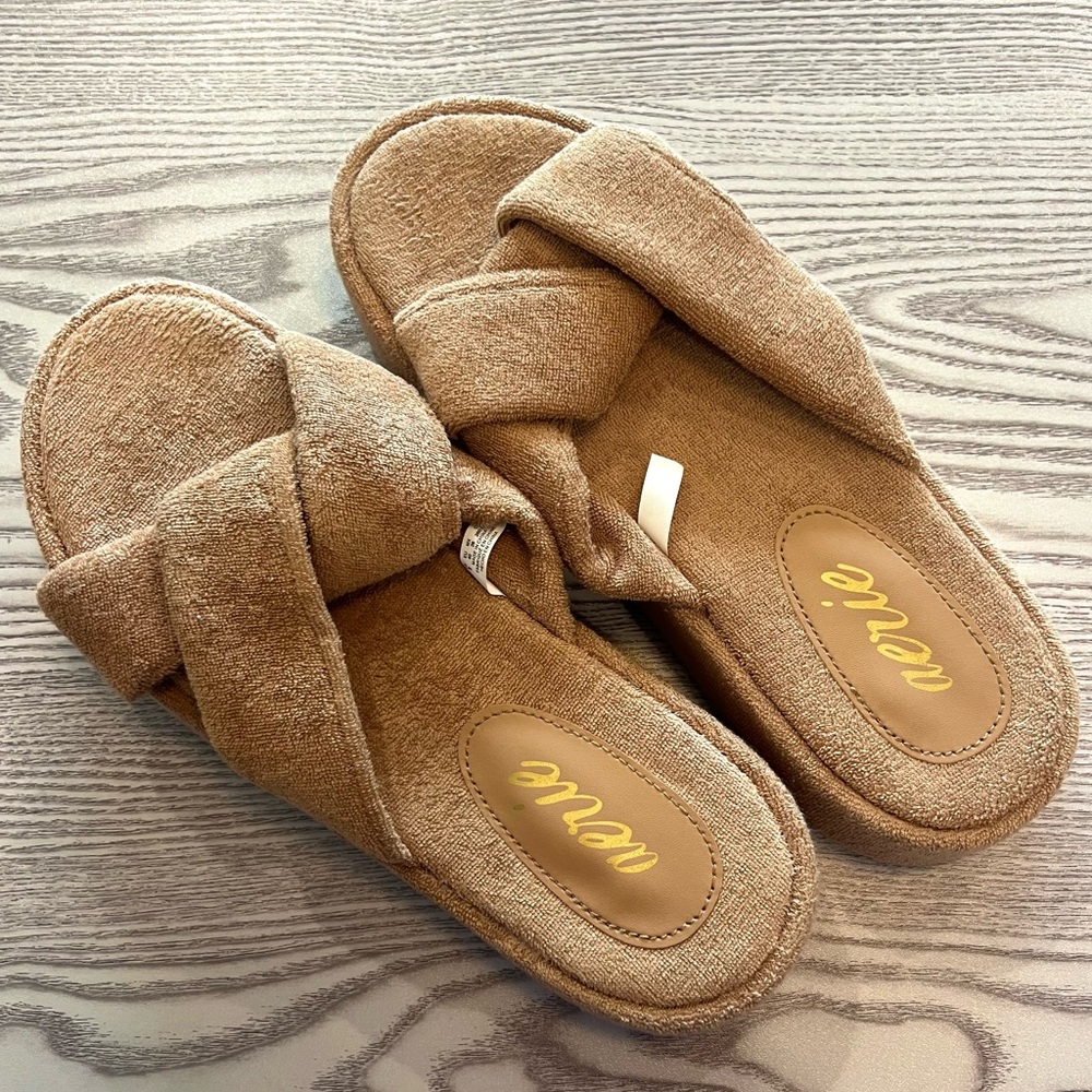 AERIE Terry Twist Platform Sandals Tan Nude Size 9 NWOT